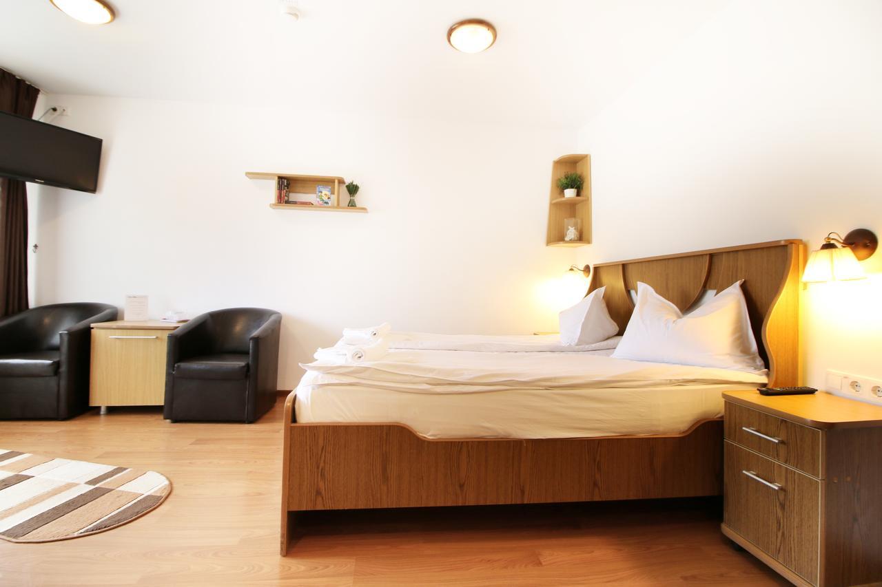 Guest house Casa Micu 2*